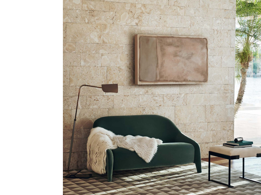 Aura ottoman